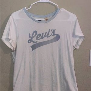 White and blue Levi’s tee shirt!